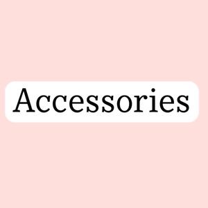 Women’s purses belts and more!🌸 open for offers!